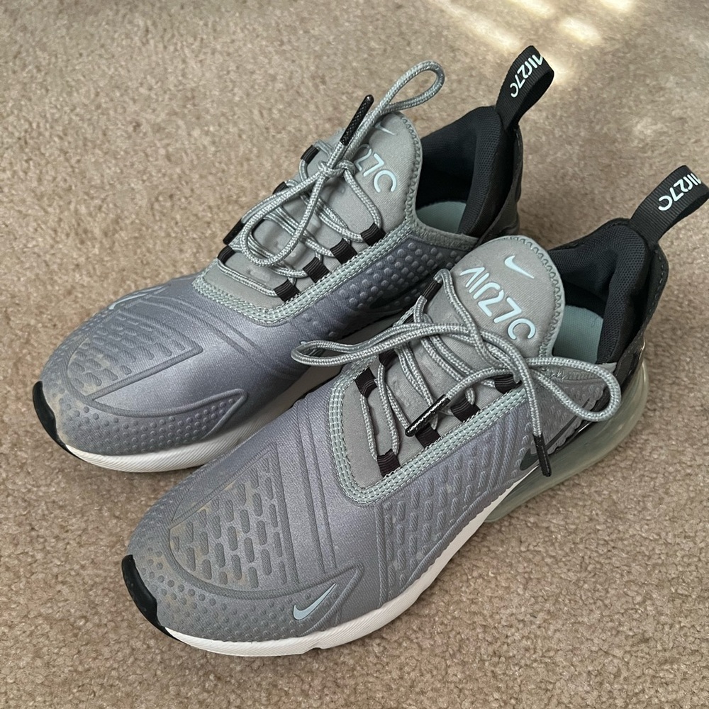 women’s Nike air max 270’s